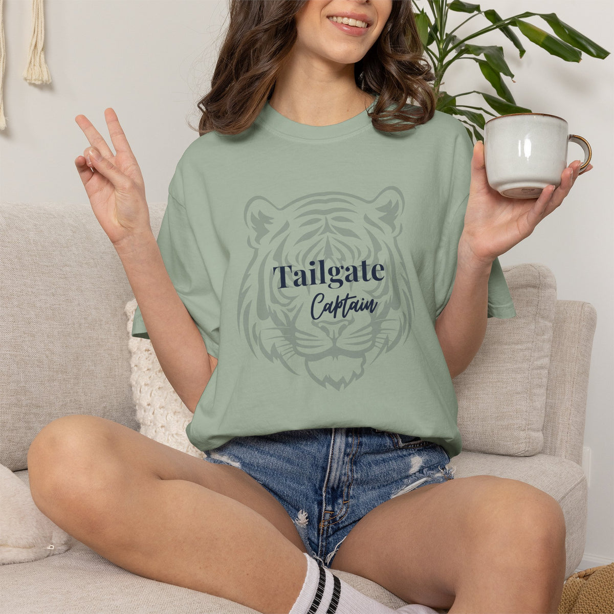 Tailgate Captain Tiger T-Shirt