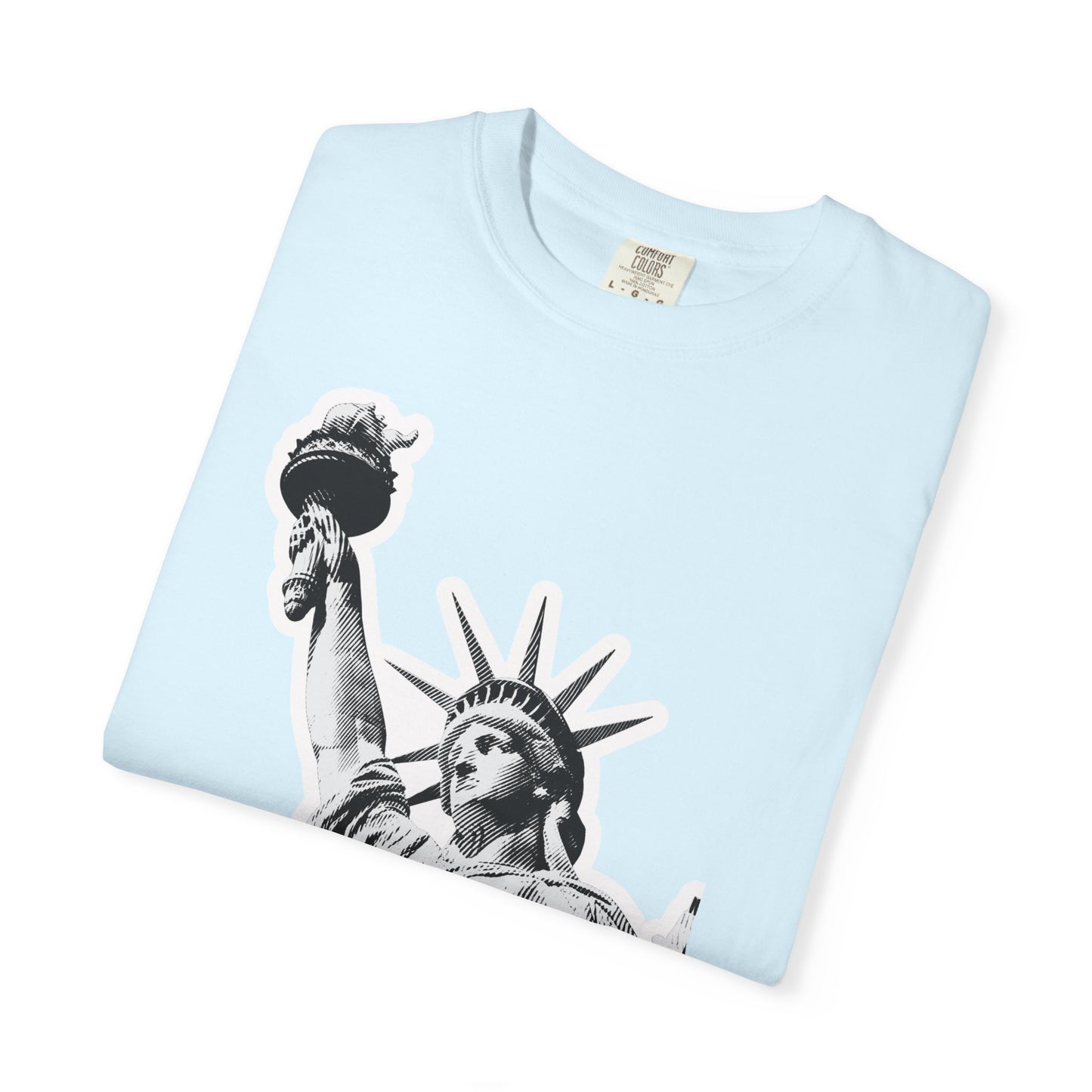 Statue of Liberty Graphic T-Shirt — Vintage Monochrome NYC Tee