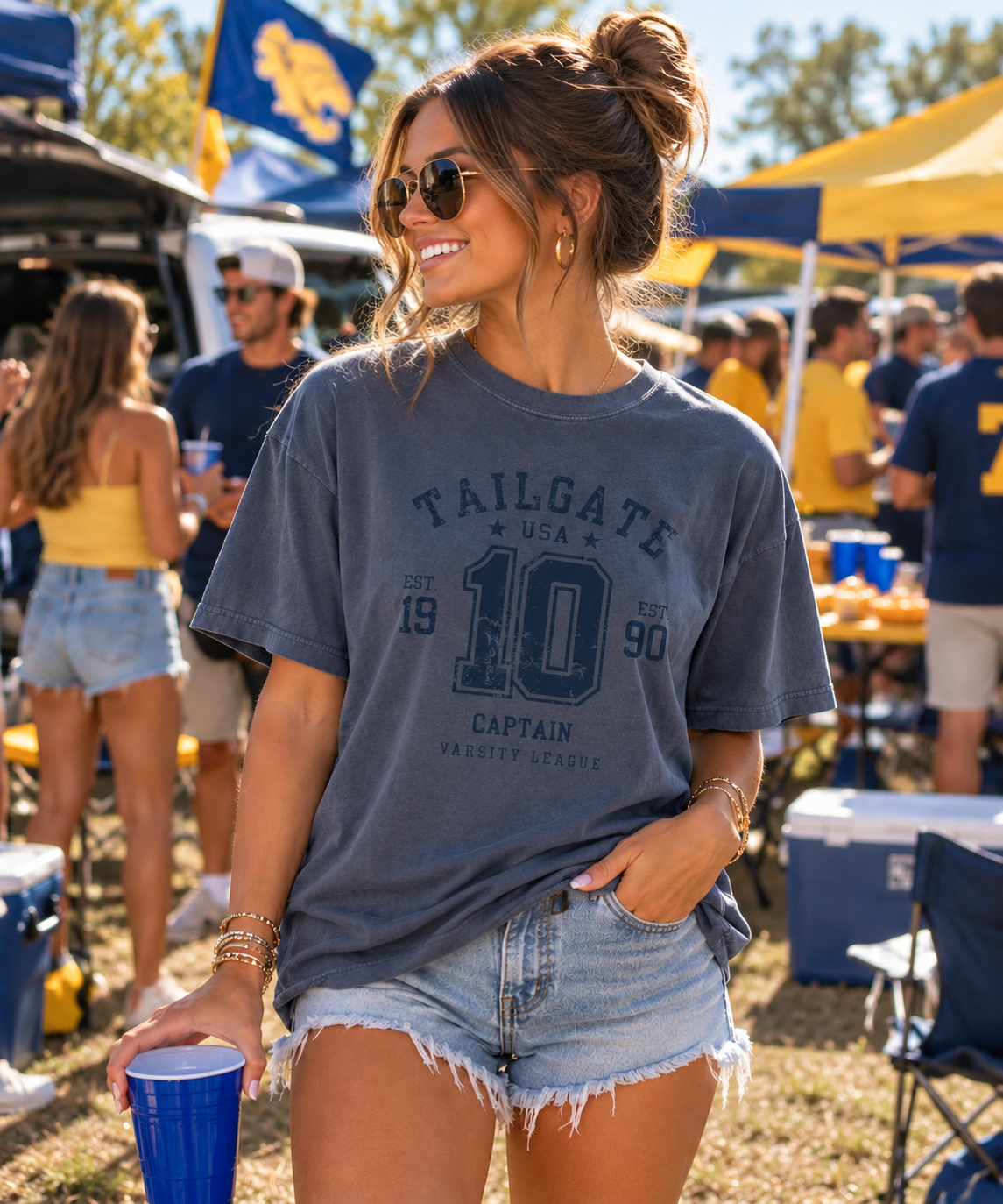 Tailgate Captain 10 Vintage Tee
