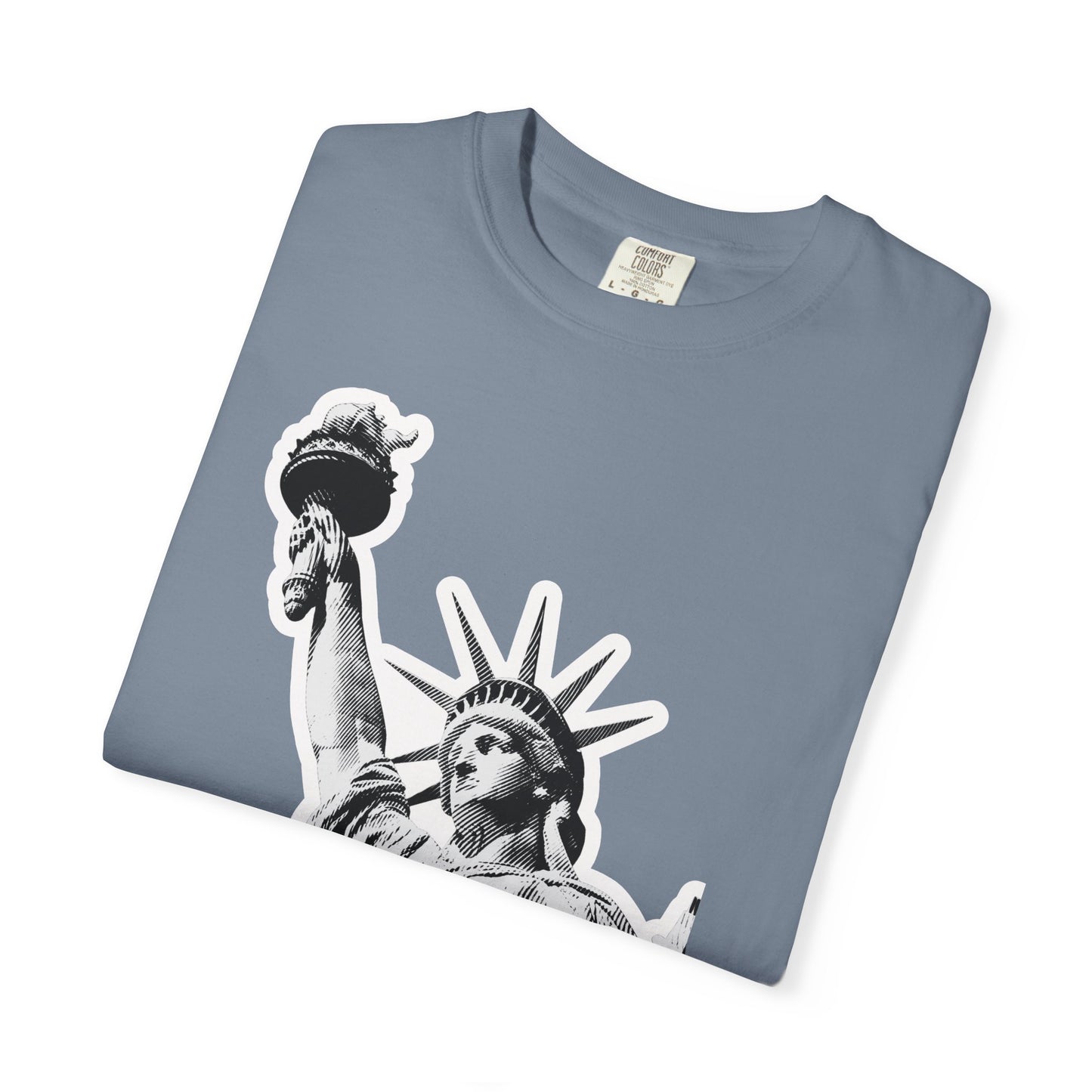 Statue of Liberty Graphic T-Shirt — Vintage Monochrome NYC Tee