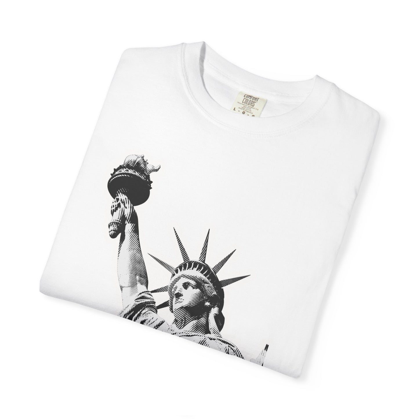 Statue of Liberty Graphic T-Shirt — Vintage Monochrome NYC Tee